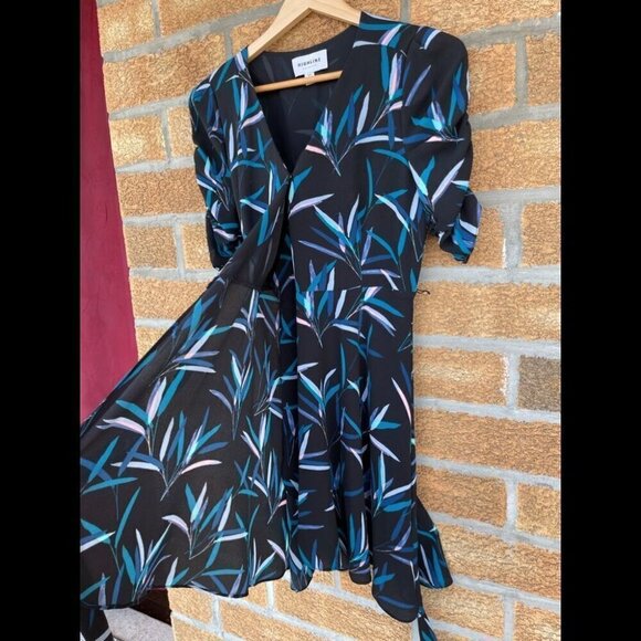 Highline Collective wrap dress small - Picture 6 of 7